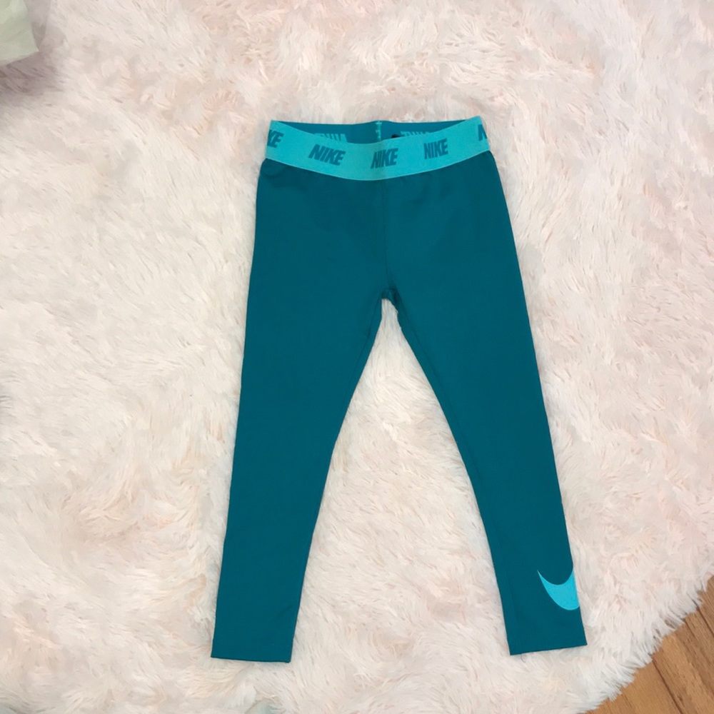Nike Dri-Fit little girls leggings new